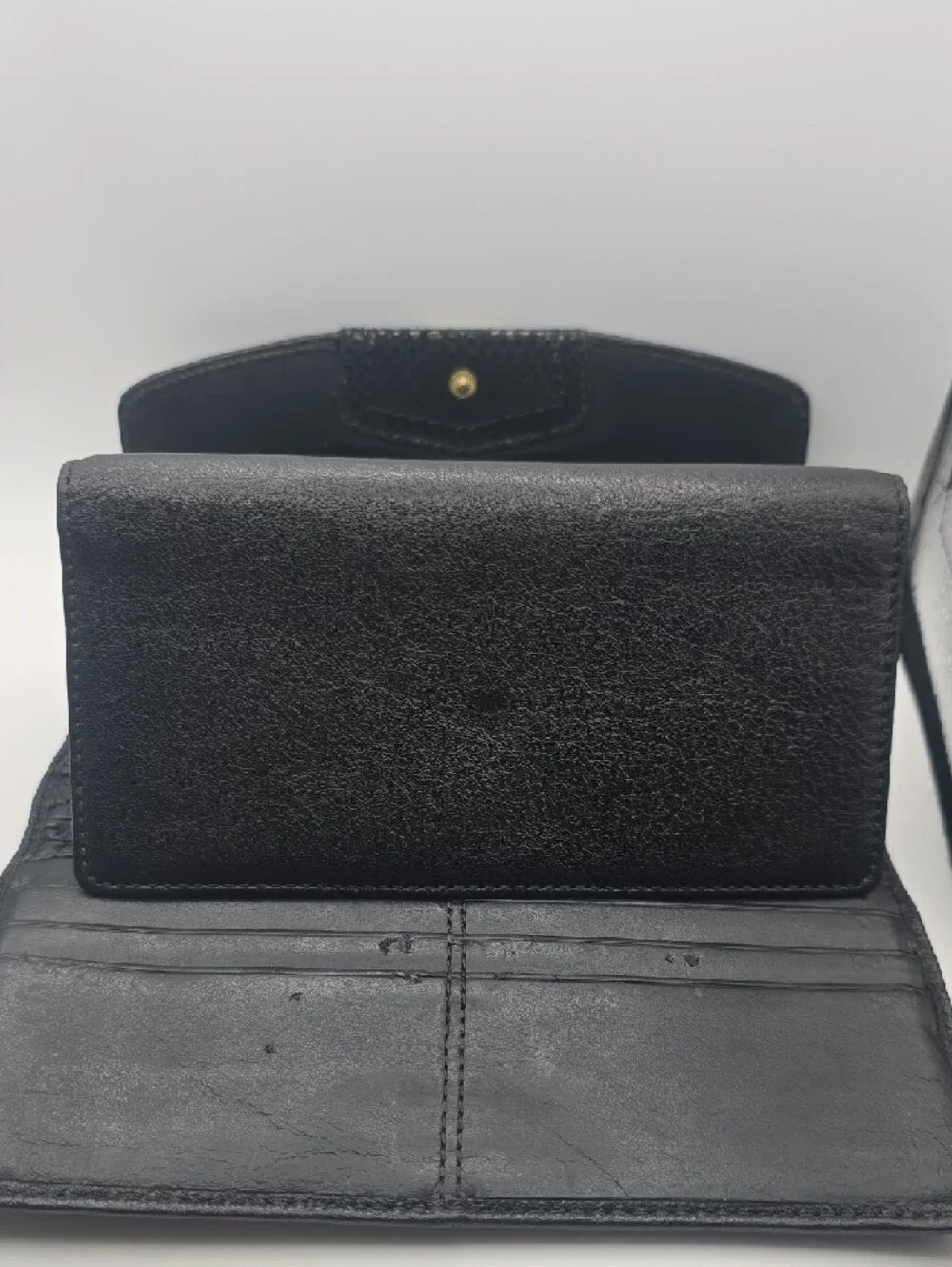 Coach Black Leather Wallet & Cheekbook Holder W/ Gold Hardware (GOOD/FAIR)✨️🖤✨️ - Picture 13 of 15